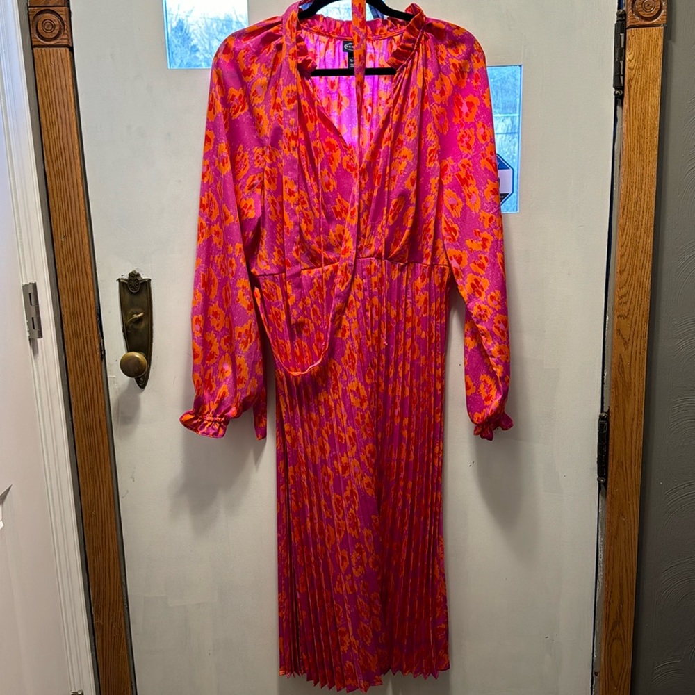 Pink and orange pleated dress